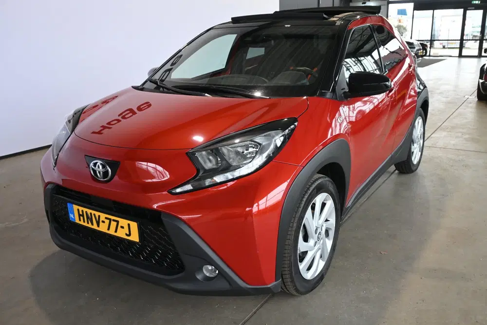 Toyota Aygo X 1.0 VVT-i MT Play Clima Carplay Panoramada uit 2022, foto 11