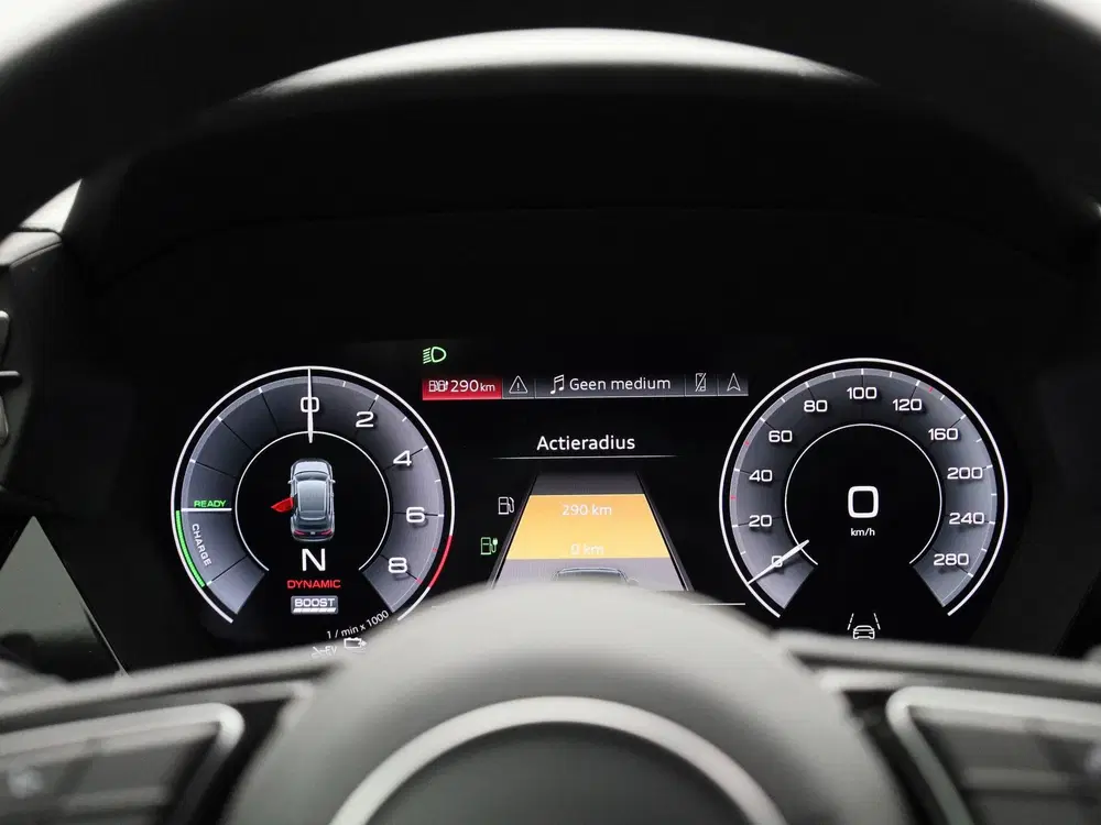 Audi A3 40 TFSI e S edition l Demo l Cruise contro uit 2025, foto 8