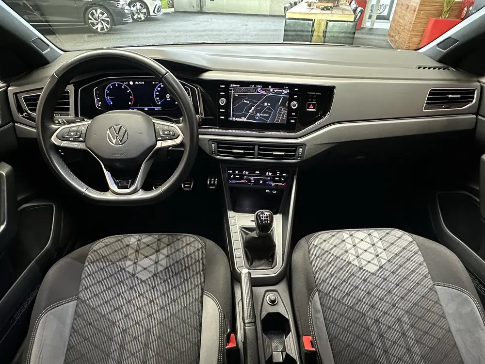VOLKSWAGEN TAIGO 1.0 TSI R-LINE NAVIGATIE ADAPTIVE CRUISE CO uit 2022, foto 13