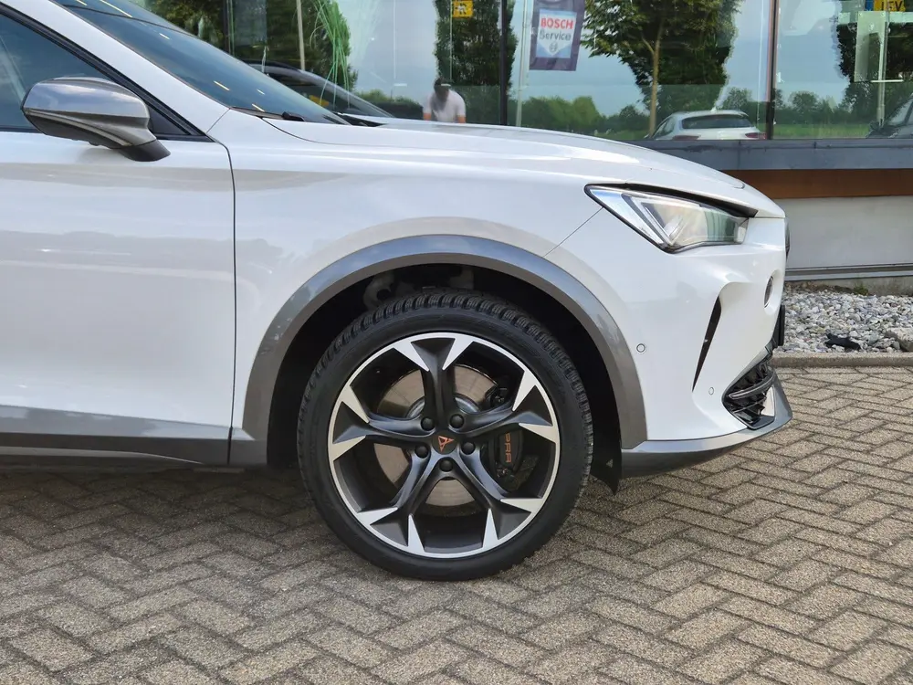 Cupra Formentor 1.4 e-Hybrid VZ Performance Pano uit 2024, foto 3