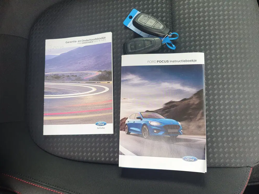 Ford Focus 1.0 EcoBoost Hybrid ST Line Business NAVI uit 2020, foto 14