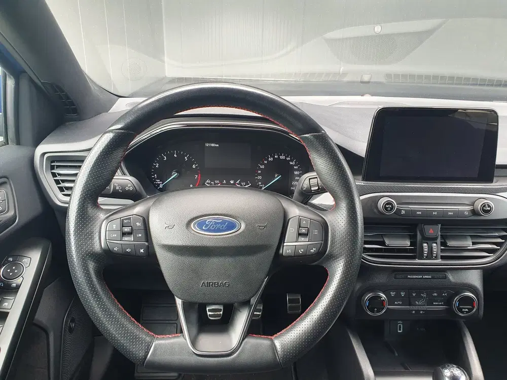 Ford Focus 1.0 EcoBoost Hybrid ST Line Business NAVI uit 2020, foto 17