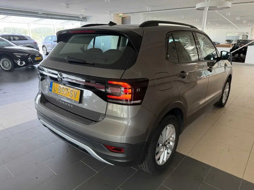 Volkswagen T-Cross 1.0 TSI Life (bj 2021) uit 2021, foto 3