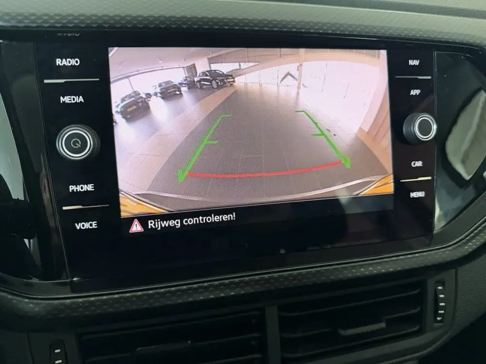 Volkswagen T-Cross 1.0 TSI Life (bj 2021) uit 2021, foto 9