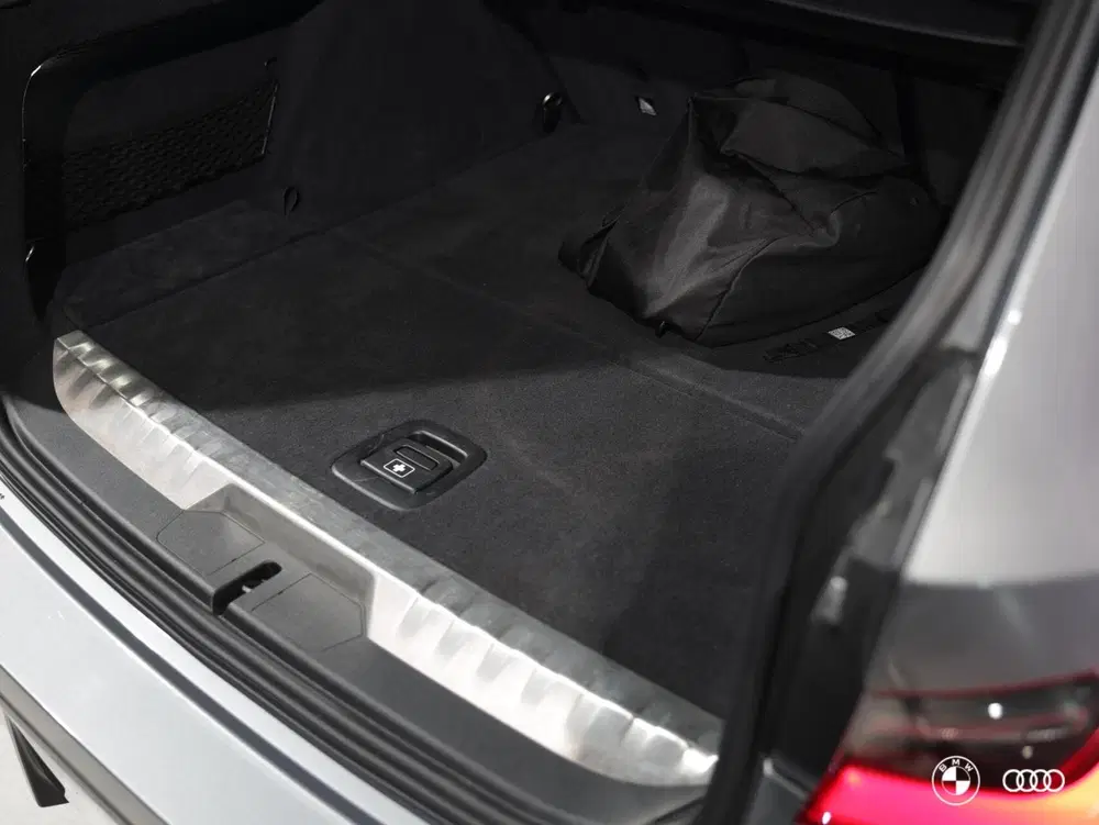 BMW 3-serie M SPORT uit 2022, foto 10
