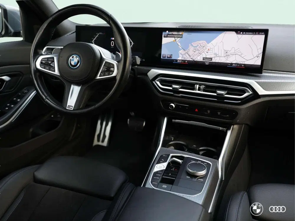 BMW 3-serie M SPORT uit 2022, foto 2