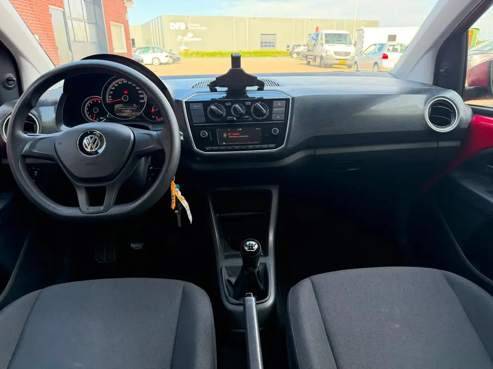 Volkswagen UP! 1.0 BMT take up!, Airco, Bluetooth Dealer oh uit 2019, foto 15