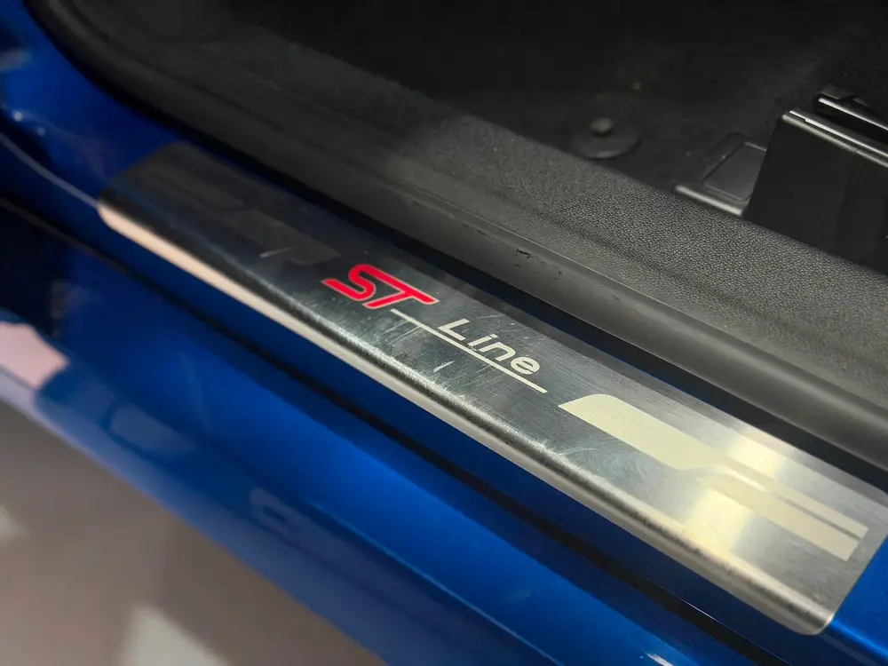 Ford EcoSport 1.0 EcoBoost ST-Line Black uit 2019, foto 6