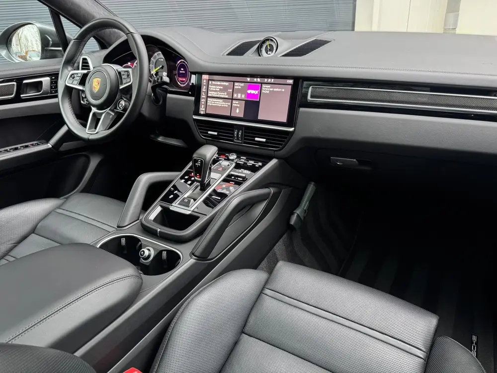 Porsche Cayenne Cayenne Coupé 3.0 E-Hybrid NAP Pano/Luchtvering/360 uit 2020, foto 10