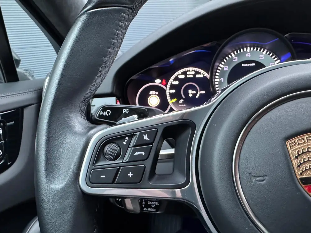 Porsche Cayenne Cayenne Coupé 3.0 E-Hybrid NAP Pano/Luchtvering/360 uit 2020, foto 18