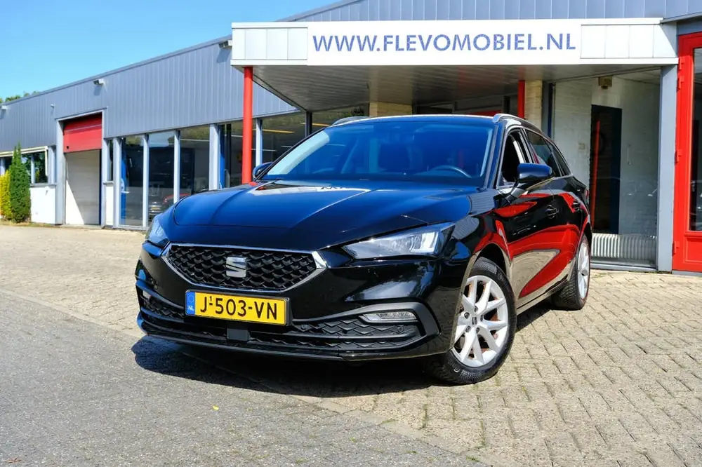 SEAT Leon Sportstourer 1.5 TSI 130pk Style Launch Edition Na uit 2020