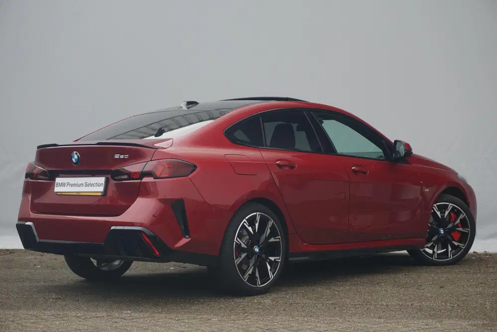 BMW 2-serie Gran Coupé 220 M Sportpakket Pro 19'' uit 2025, foto 2