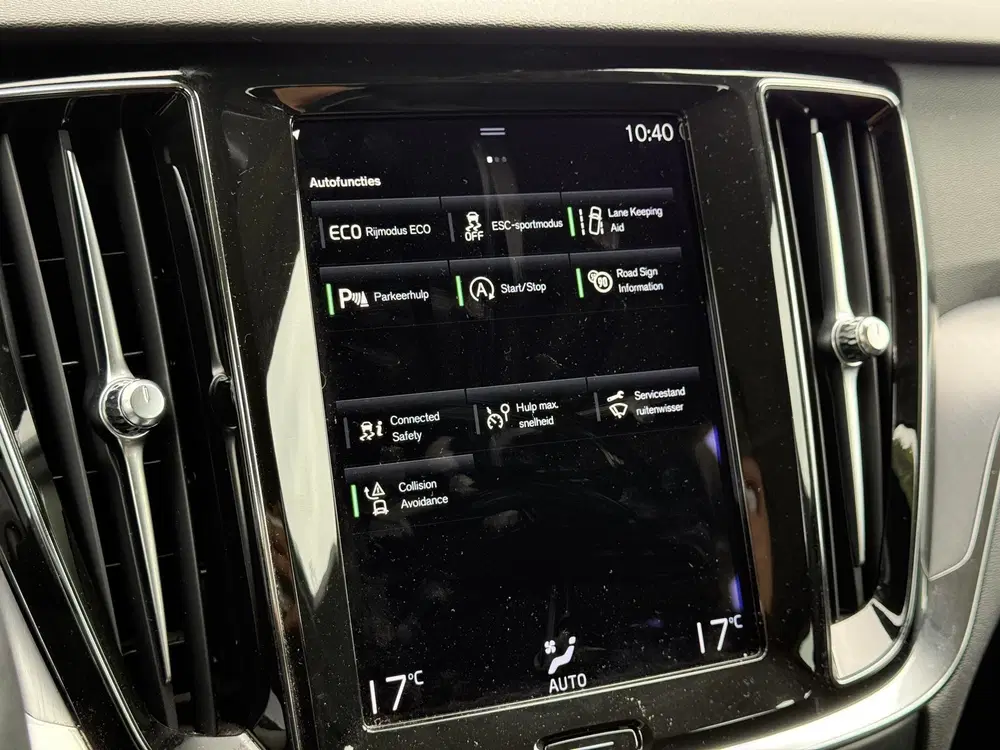 Volvo V60 B3 Momentum Advantage uit 2021, foto 16