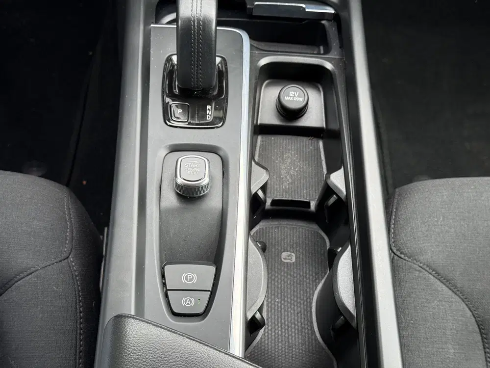 Volvo V60 B3 Momentum Advantage uit 2021, foto 18