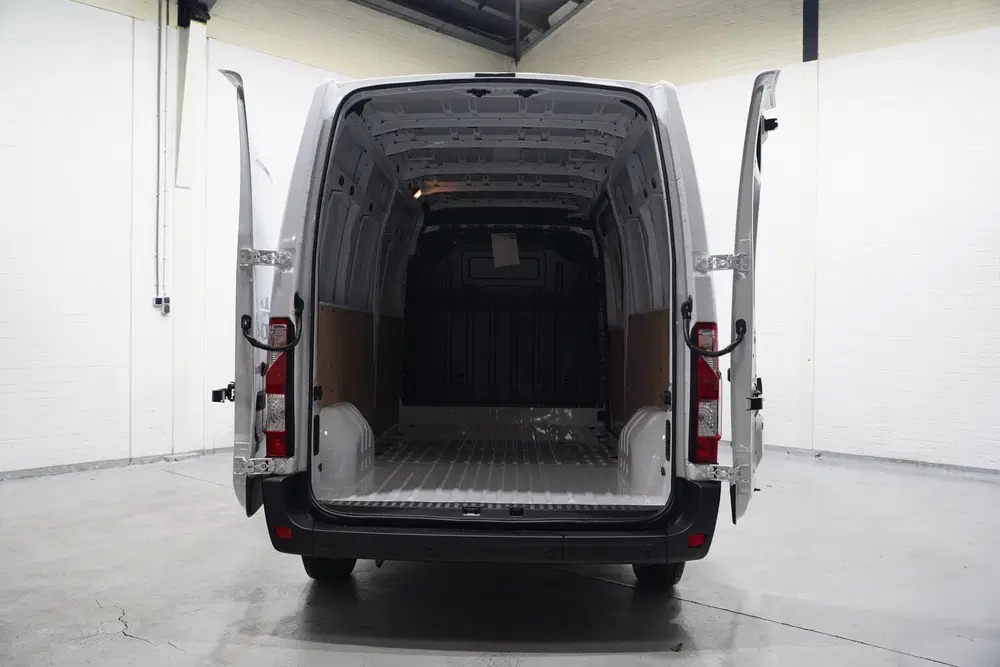 Renault Master 2.3 DCI 135 pk L3H2 Navi uit 2024, foto 13