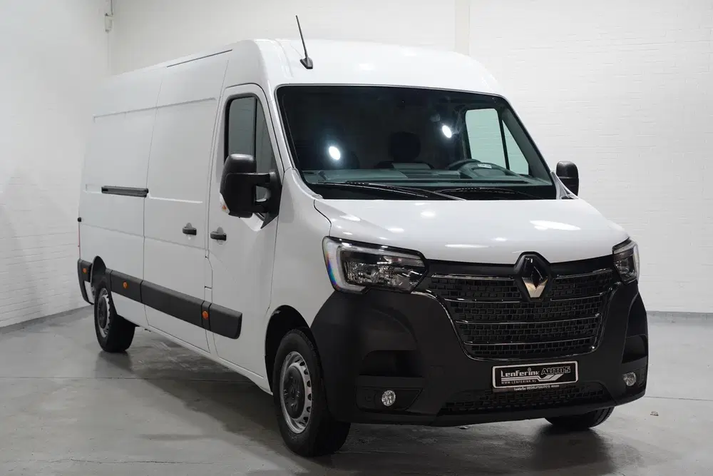 Renault Master 2.3 DCI 135 pk L3H2 Navi uit 2024, foto 2