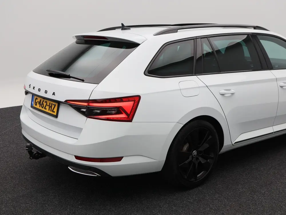 Skoda Superb 1.5 TSi ACT 150 Pk Automaat Sportline Bus uit 2019, foto 14