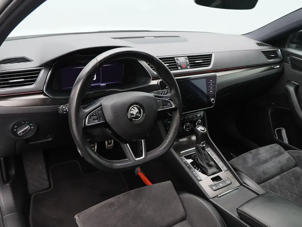 Skoda Superb 1.5 TSi ACT 150 Pk Automaat Sportline Bus uit 2019, foto 3