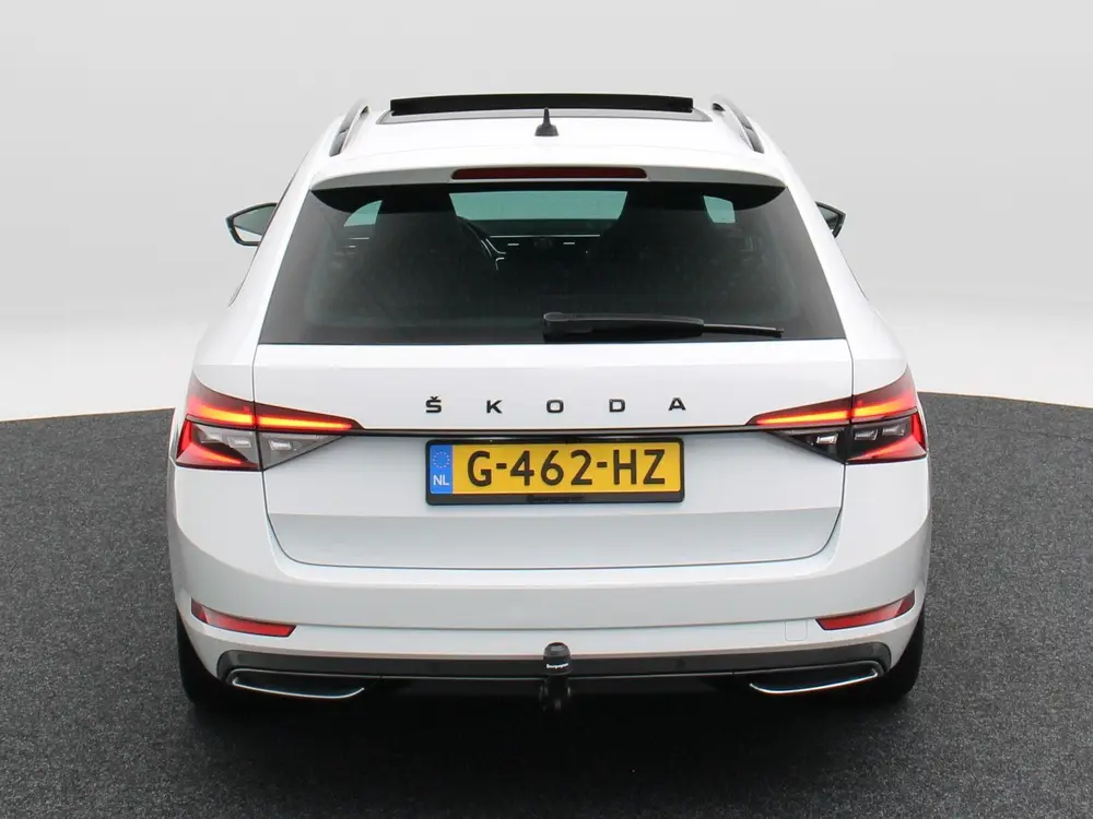 Skoda Superb 1.5 TSi ACT 150 Pk Automaat Sportline Bus uit 2019, foto 5