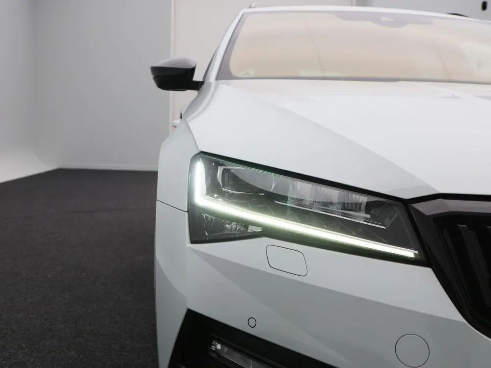 Skoda Superb 1.5 TSi ACT 150 Pk Automaat Sportline Bus uit 2019, foto 8