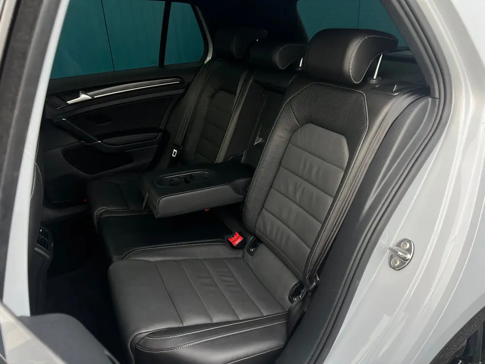 Volkswagen Golf VII Golf R 2.0 TSI 300PK 4MOTION Pano|Dynaudio|Leder uit 2019, foto 12