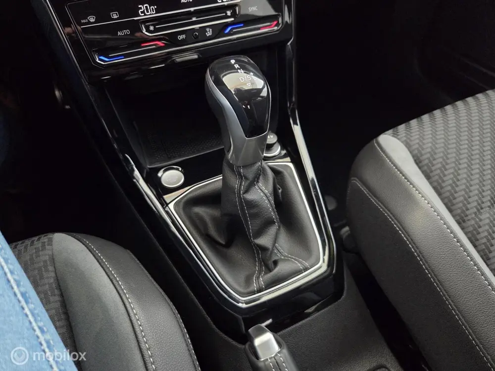 Volkswagen T-Cross 1.0 TSI DSG7 R-Line NL-auto|led|nav|cam|k uit 2022, foto 18