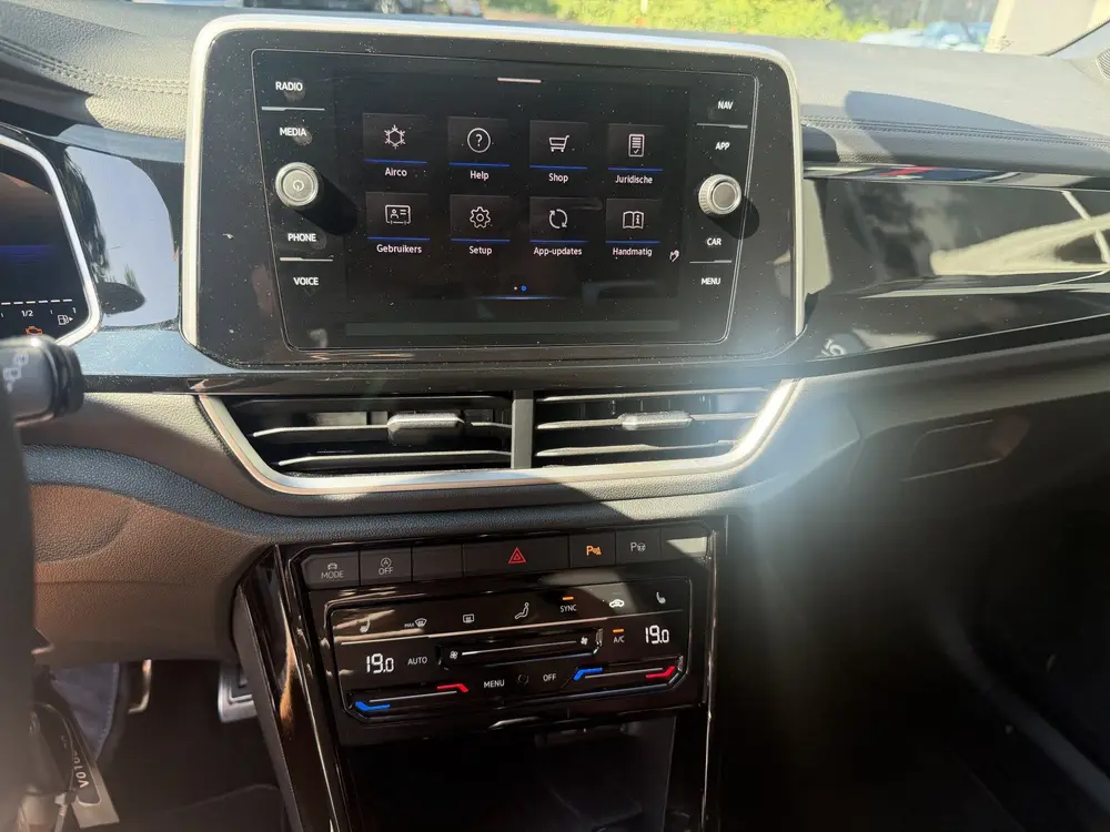 Volkswagen T-Roc 1.5 TSI R-Line Edition Edition | IQ Light | uit 2025, foto 19