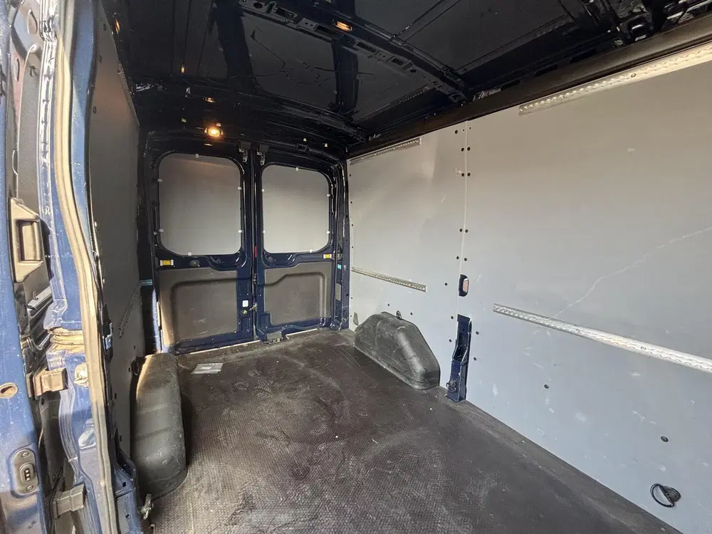 Ford Transit 350 2.0 TDCI L2H2 Trend uit 2024, foto 11