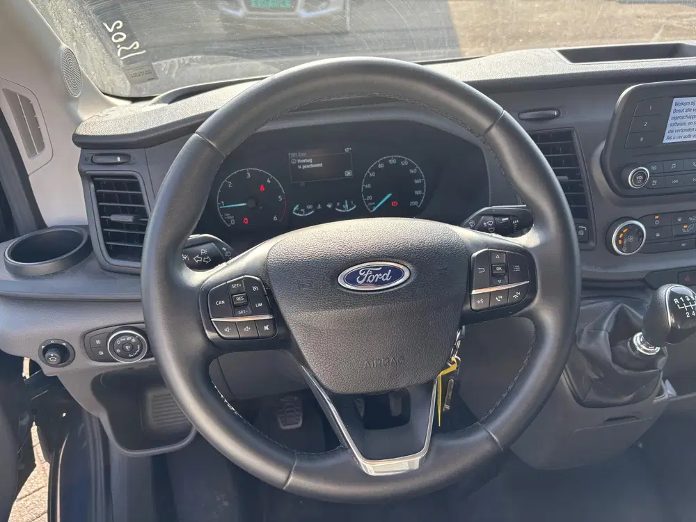 Ford Transit 350 2.0 TDCI L2H2 Trend uit 2024, foto 14