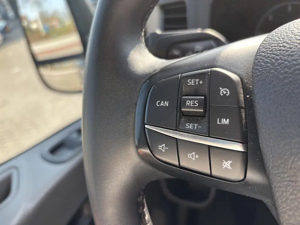 Ford Transit 350 2.0 TDCI L2H2 Trend uit 2024, foto 16