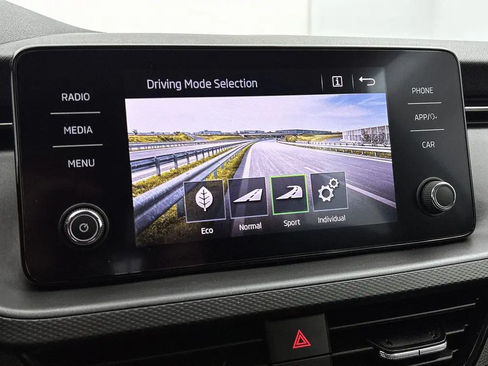 Skoda Kamiq 1.0 TSI Business Edition uit 2021, foto 10