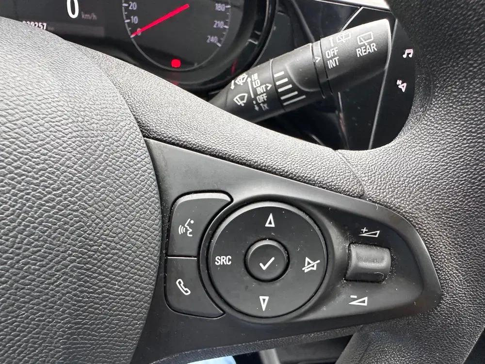 Opel Corsa 1.2i Edition uit 2023, foto 19