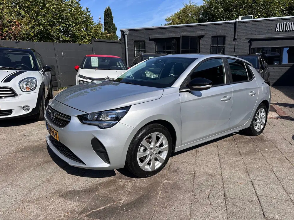 Opel Corsa 1.2i Edition uit 2023, foto 3