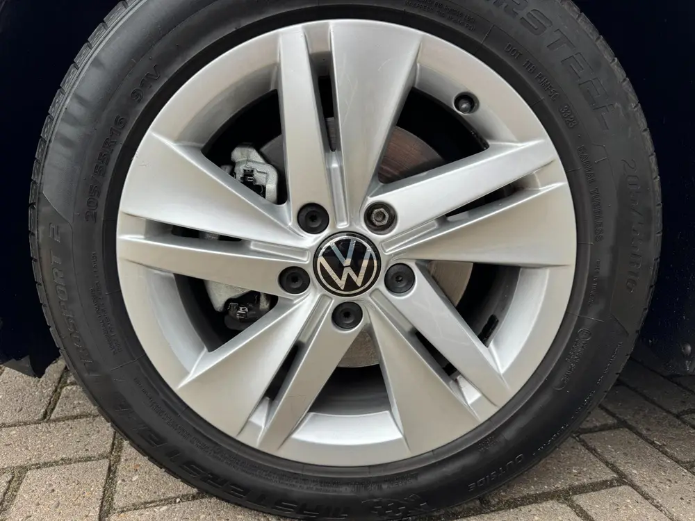 Volkswagen Golf 1.0 TSI Life Business / ACC / Lane assist / uit 2021, foto 16