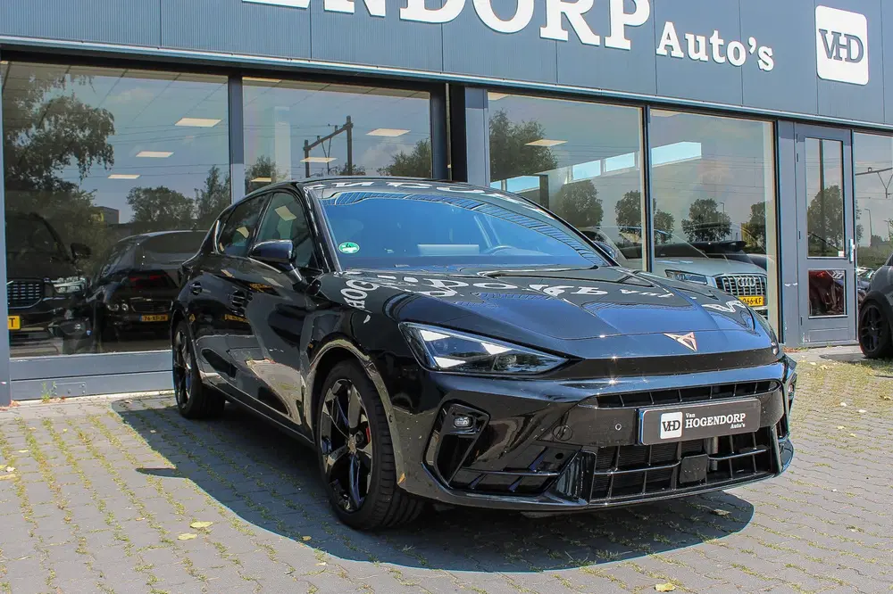 Cupra Leon 1.5 eTSI Business Edition NAVI CAMERA SFEE uit 2025, foto 3