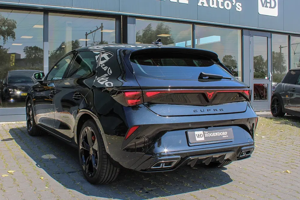 Cupra Leon 1.5 eTSI Business Edition NAVI CAMERA SFEE uit 2025, foto 7
