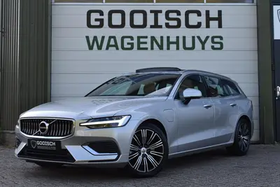 Volvo V60 2.0 T8 Twin Engine AWD Inscription uit 2019
