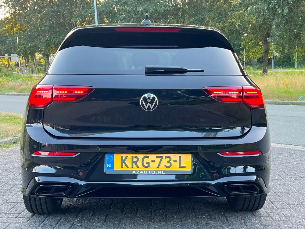 Volkswagen Golf 8 1.5 eTSI R-Line PANO LED DSG-7 BOM VOLL! uit 2024, foto 6