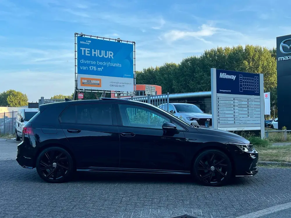 Volkswagen Golf 8 1.5 eTSI R-Line PANO LED DSG-7 BOM VOLL! uit 2024, foto 8
