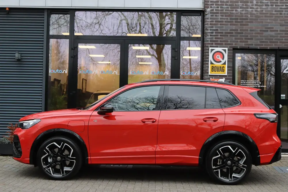 Volkswagen Tiguan 1.5 eHybrid 272pk R-Line Black Style Pano/ uit 2025, foto 3