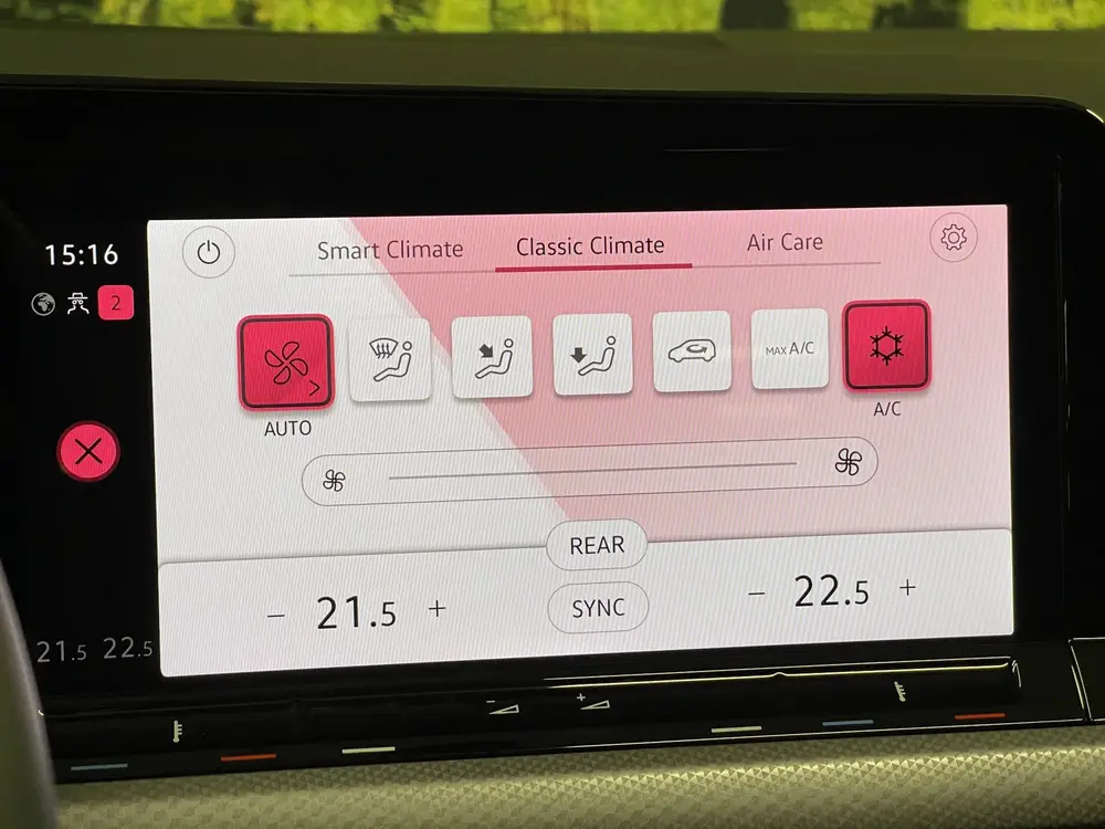 Volkswagen Golf 1.5 eTSI Life Business | Panoramadak | Apple uit 2023, foto 16