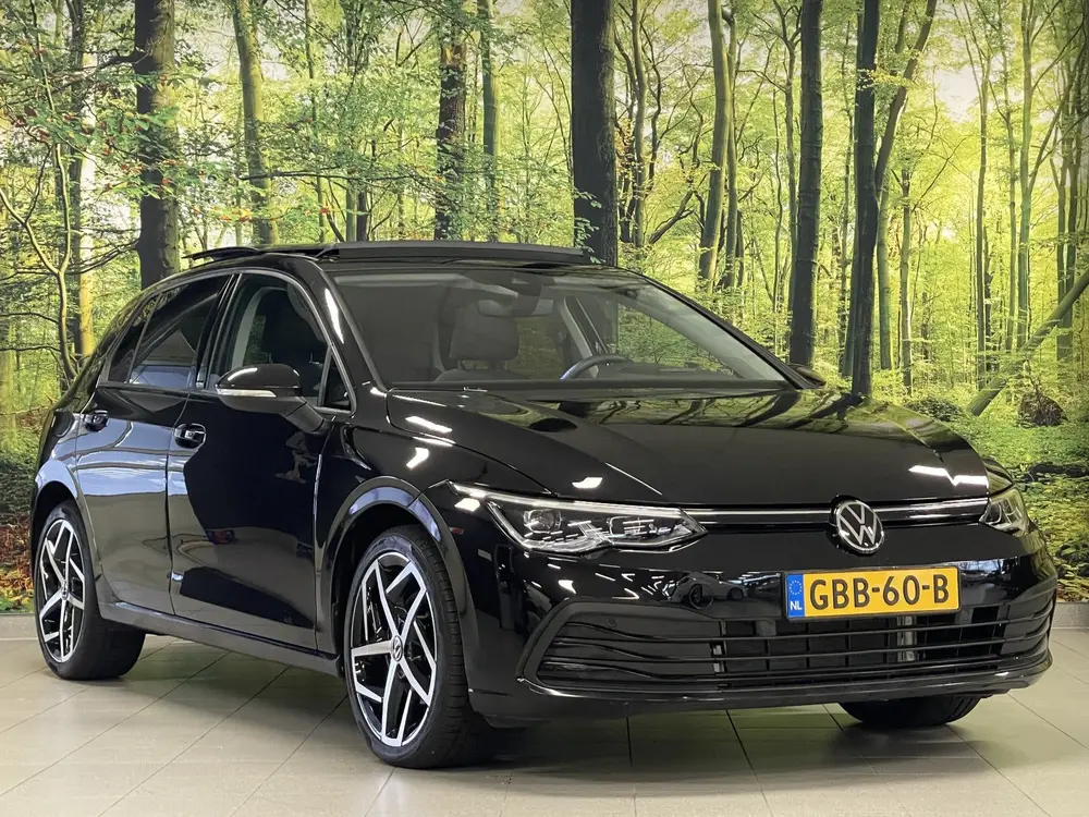 Volkswagen Golf 1.5 eTSI Life Business | Panoramadak | Apple uit 2023, foto 3