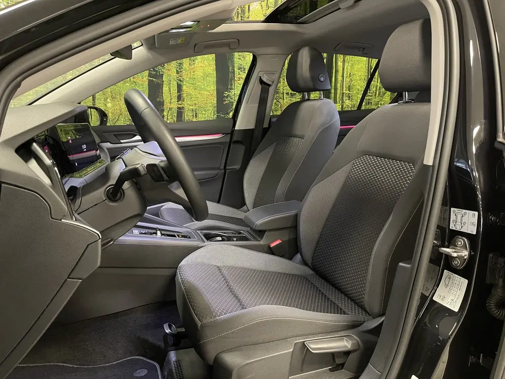 Volkswagen Golf 1.5 eTSI Life Business | Panoramadak | Apple uit 2023, foto 8