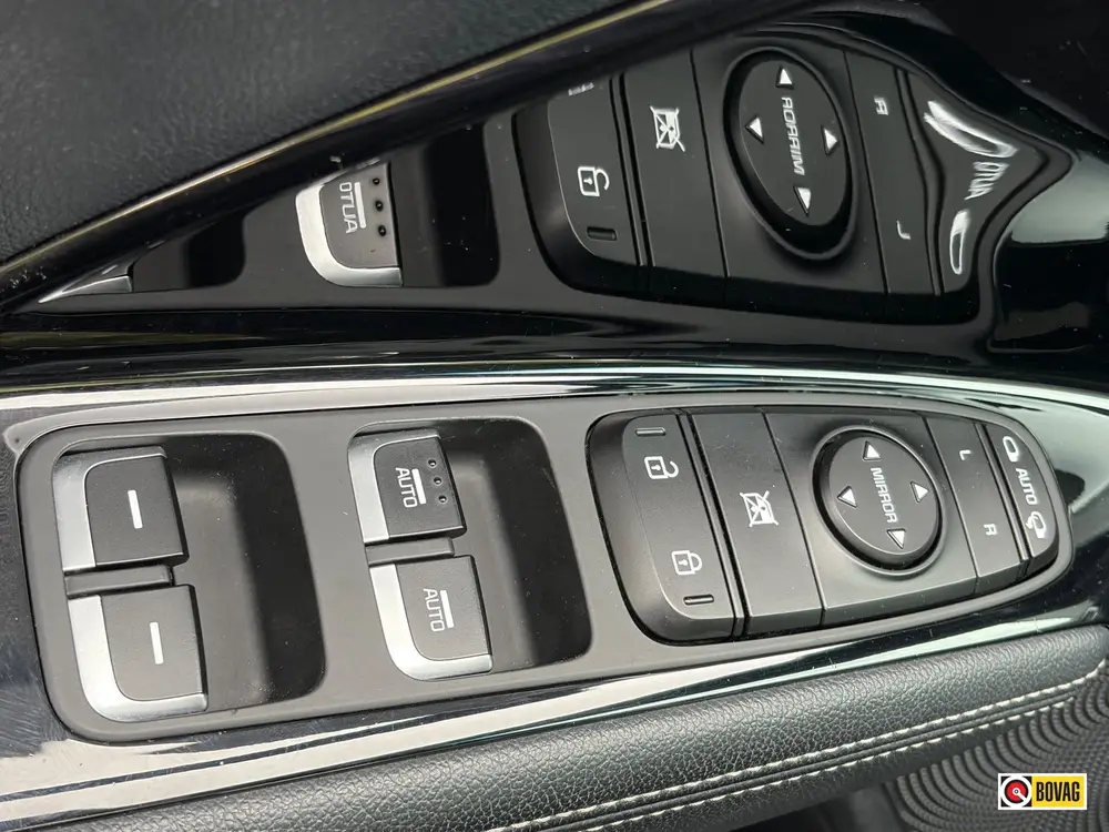 Kia Niro 1.6 GDi Hybrid DynamicPlusLine PANORAMADAK STOELVW uit 2019, foto 17