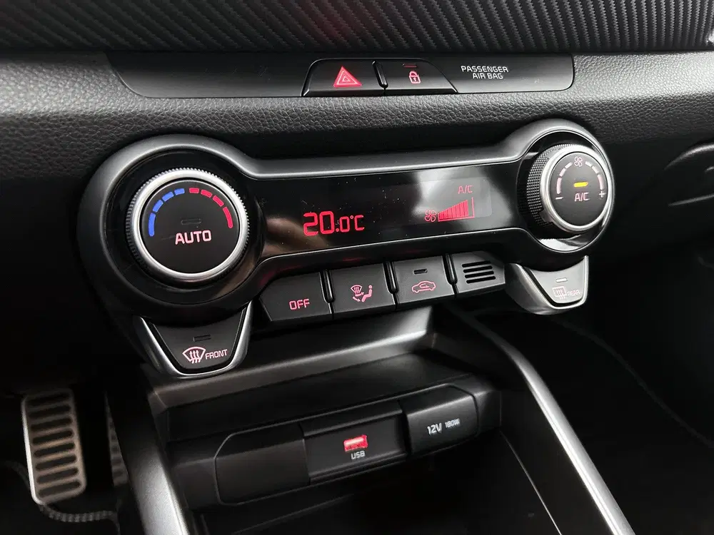 Kia Stonic 1.0 T-GDi MHEV GT-Line Stoelverwarming uit 2025, foto 13