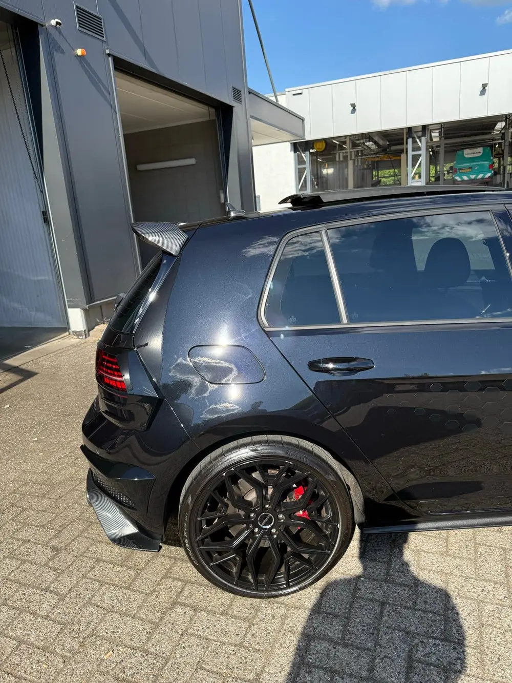 Volkswagen Golf 2.0 TSI 245pk 7-DSG 2020 Zwart uit 2020, foto 8