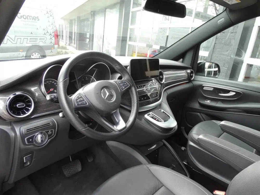 Mercedes-Benz V-Klasse 300d Extra Lang DC uit 2023, foto 6