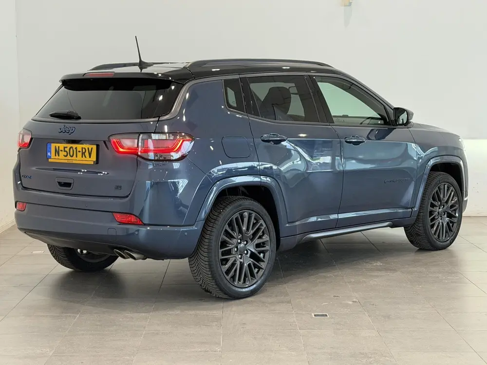 Jeep Compass 4xe 240 Plug-in Hybrid Electric S uit 2021, foto 2