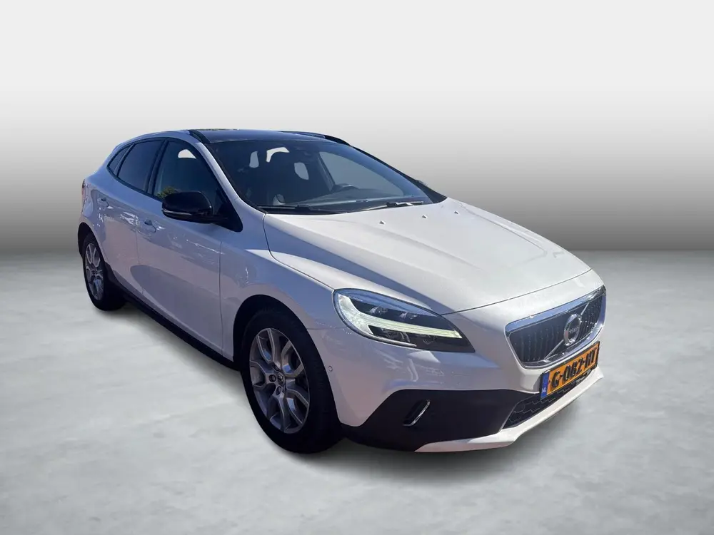 Volvo V40 Cross Country 1.5 T3 Polar+ Luxury uit 2019, foto 3