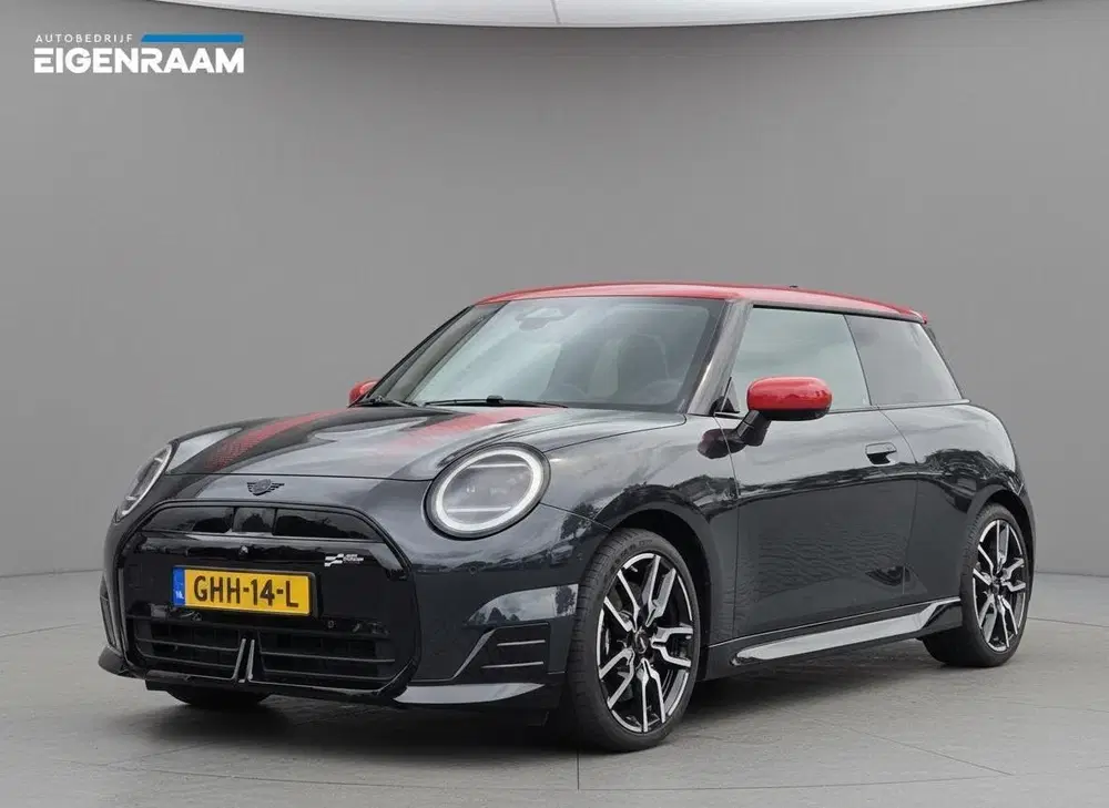 Mini John Cooper Works Cooper E John Cooper Works M 40.7 kWh uit 2024